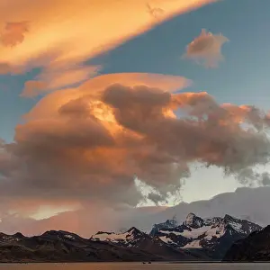 Cloudscape Prints: Cumberland East Bay and the mountains of the Allardyce Range