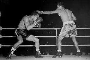 Indigenous Prints: Dave Sands Beats American -- Australia's Dave Sands (right)