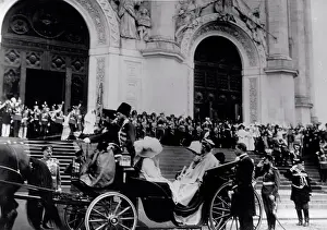 Blackwhite Prints: Departure of the Tsar Nicholas II with Grand Duchesses from the Cathedral of Christ the Saviour in Moscow by Photo