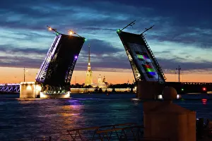 Architektur Prints: Dilution of bridges in St. Petersburg
