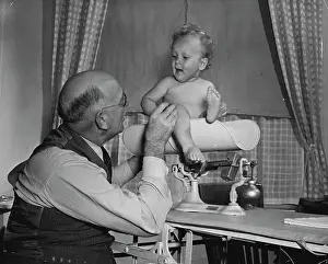 Weight Prints: Doctors American - Hospital & Medical. November 23, 1940