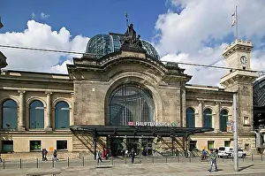 Passenger Traffic Prints: Dresden Central Station