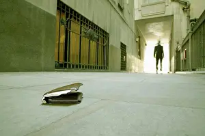 Money Prints: Dropped wallet