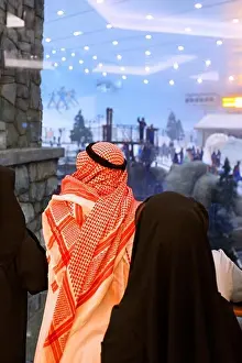 Dubai Prints: Dubai Mall of Emirates Ski dubai, Indoor skiing