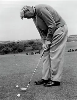 Golf Prints: E.J. 'Dutch' Harrison, winner 1954 Ampol Tournament. October 27, 1954