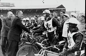 Sports Race Prints: England Defeat Australia in Fourth Speedway Test Match: The Hon