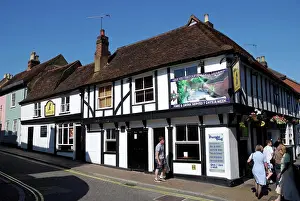 Southern Prints: England, Essex, Colchester. The Purple Dog pub (once The Clarence) on the corner of Eld Lane in Colchester