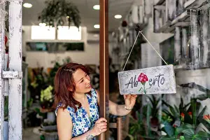 Bill Prints: enterprising woman opening her flower business