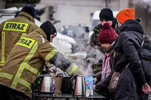 Solidarity Prints: entry of refugees from Ukraine through the border check point in Medyka