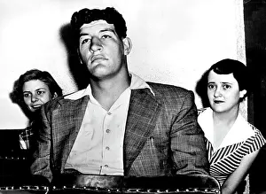 Success Prints: Ewart Potgieter - The World's Tallest Boxer South African-born Ewart Potgieter