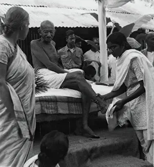 Global Prints: Famous political figure Mahatma Gandhi