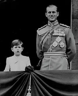 King Of Great Britain Prints: Father And Son On The Palace Balcony :H