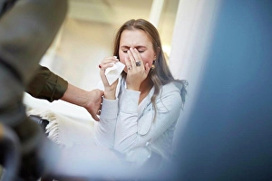 Frgbild Prints: Female doctor consoling sad patient at therapy office