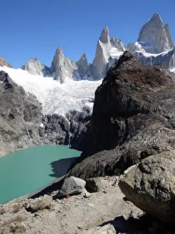 Berg Prints: Fitz Roy The Fitz Roy in the South Patagonian Eisfeld between Argentina and Chile