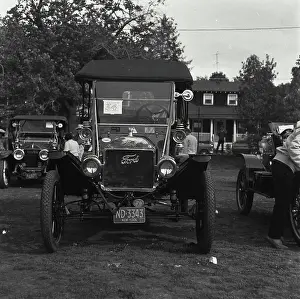 Stationary Prints: Ford Model T, 1910
