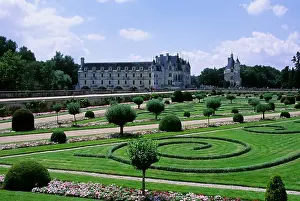 Formal Garden Prints: FRANCE, LOIRE REGION, CHENONCEAUX CHATEAUX, CASTLE, FORMAL GARDEN