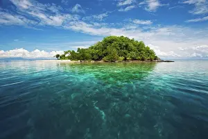 Paradise Prints: Gatahan Island