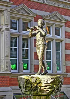 Lower Prints: Germany, Lower Saxony, Hameln, the flute player statue