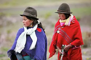 Ecuador Prints: Girls with traditional felt hats