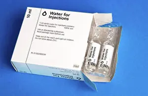 Label Prints: Glass ampoules containing water for injections