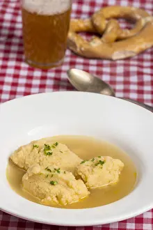 Objekt Prints: griesnockerlsuppe ** semolina dumpling soup jb1-pg5