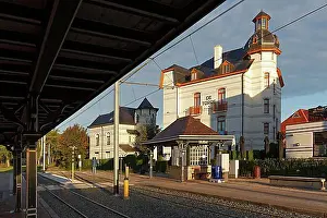 : De Haan aan Zee tram station, historic ticket office