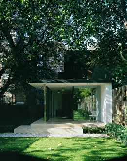 Constructed Prints: Hamilton Terrace Pavilion View Towards The End Of The Garden Uk London 2010
