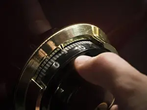 Secure Prints: Hand opening combination lock