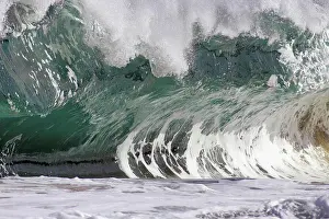 Curve Prints: Hawaii, Big Powerful Wave Break