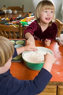 Bake Prints: Helping to Make Cup Cakes, MR-0601 MR-0618 PR-0617