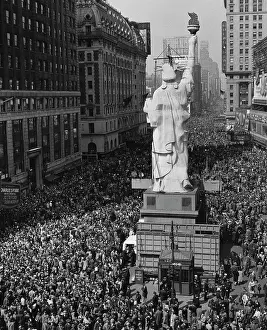Human Representation Prints: High angle view of crowd around a statue, VE Day, New York City, New York, USA