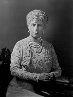 Empress Of India Prints: H.M. Queen Mary. April 22, 1948. (Photo by Hay Wrightson)
