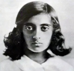 Primeminister Prints: Indira Priyadarshini Gandhi (1917 ñ 1984) aged 10 in 1929
