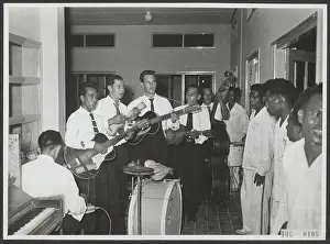 Guinea Prints: Information office radio broadcaster Dutch Guinea