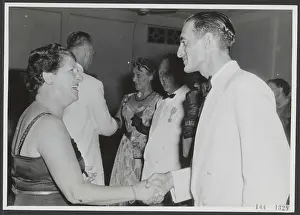 Guinea Prints: Information office and radio broadcaster Dutch New Guinea