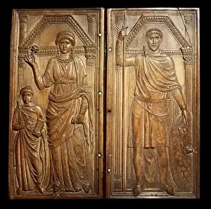 Soldiers Prints: The ivory diptych of Stilicho (right) with his wife Serena and son Eucherius