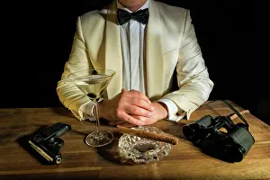 Smoking Prints: James Bond James Bond Copyright: xZoonar.com/OliverxNowakx 8644582
