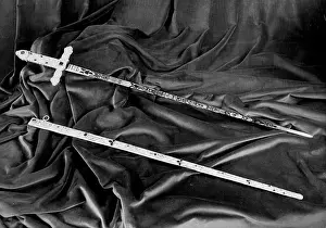 Picture Prints: The Jeweled Sword of State -- The Jeweled Sword is the most beautiful and valuable sword in the world