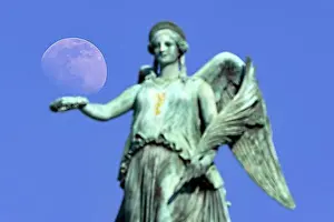 Moons Prints: Jubilee column on the Schlossplatz with the sculpture of the goddess Concordia