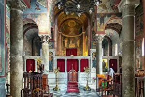 Attica Prints: Kapnikarea-Kirche Innenraum der Kapnikarea-Kirche in der griechischen Hauptstadt Athen