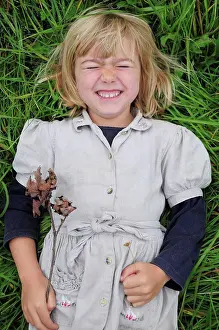 Lying Prints: Kids, Outdoor, 5 year old Eva lying in the grass