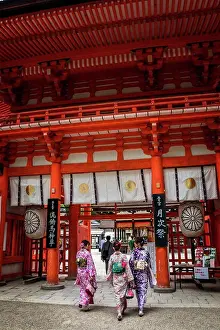 Temples Prints: Kimono walk at the entrance to Shimogamo Jinja Temple, Kyoto, Japan