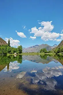 Good Weather Prints: Lake Panta de la Torrassa in the mountains