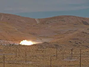 Science Prints: Largest Rocket in the World Successfully Test Fired in Utah Desert
