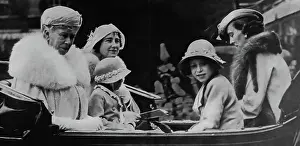 Margaret Prints: Left to right: Queen Mary, Duchess of York (Later Elizabeth Queen Consort)