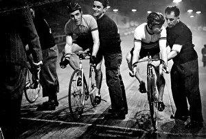 1950 Prints: Top Left: Stars of the wheel Van Vilet's wheel can be seen