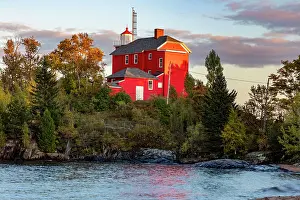 Lighthouse Prints: Lighthouse on Lake Superior in Marquette, Michigan, USA