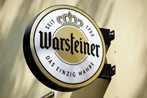 Lettering Prints: Logo der Brauerei Warsteiner. Berlin, 23