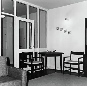 London - Multi-Unit Residential Building - 1965