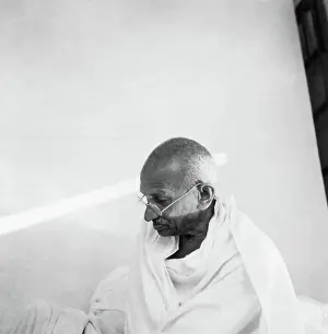 Global Prints: Mahatma Gandhi at Calcutta, 1940